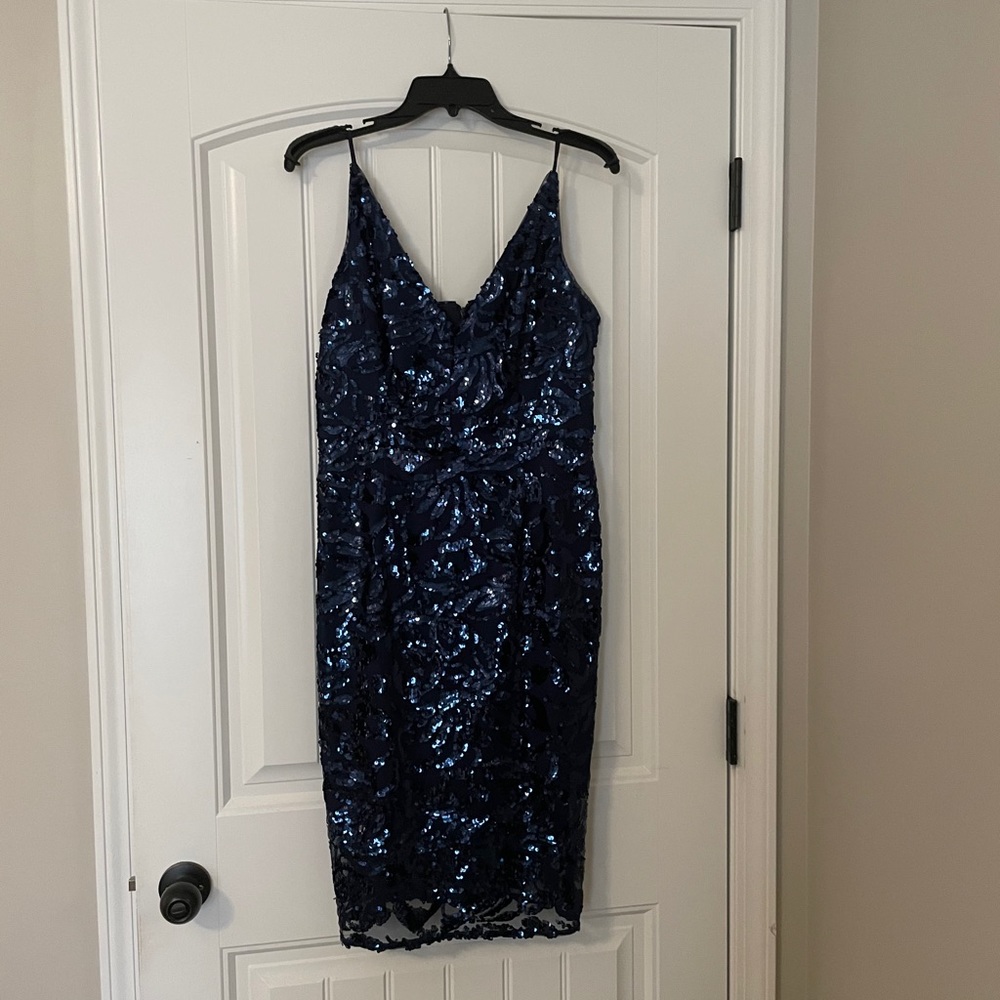 Eliza J sequin cocktail dress - Picture 3 of 4